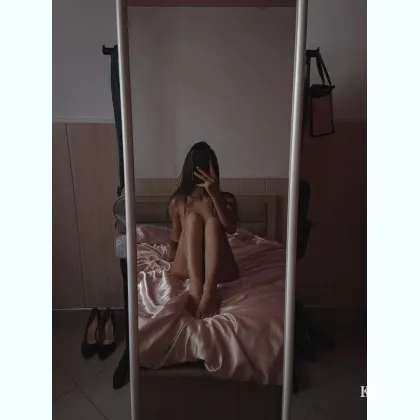 Я готова рослабится с отличным парнем или компанией фото 1