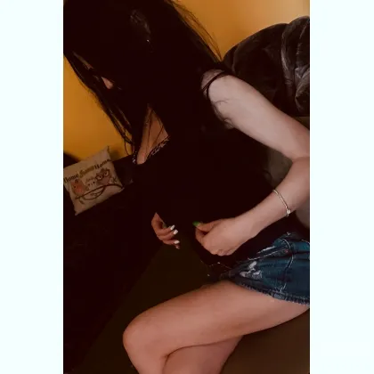 Писка, көкірекше және труси фотосуреттері